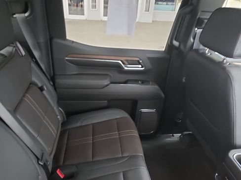 Used 2024 Chevrolet Silverado 1500 High Country w/ High Country Premium Package image 20