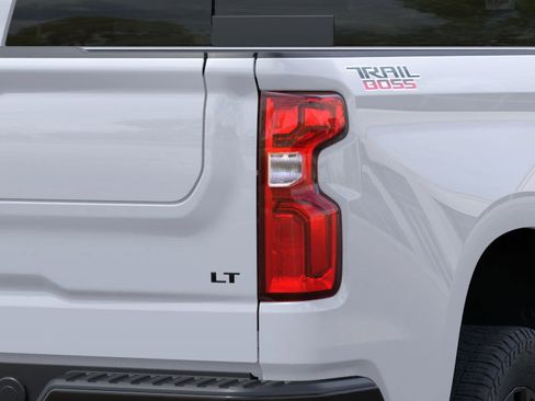 New 2025 Chevrolet Silverado 1500 LT Trail Boss w/ Convenience Package II image 45