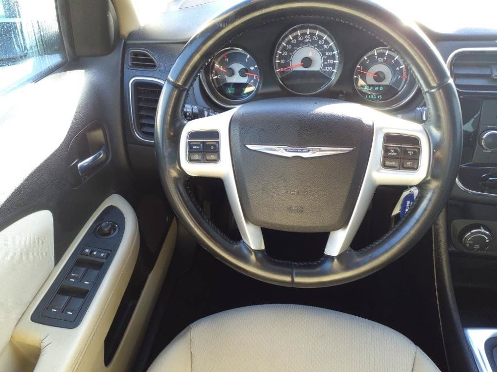 Used 2013 Chrysler 200 Touring FWD image 5