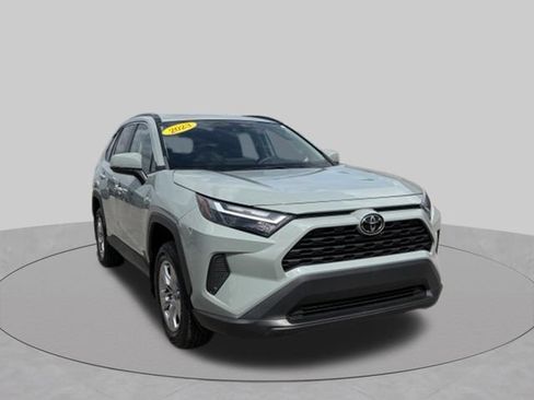 Used 2023 Toyota RAV4 XLE w/ Convenience Package AWD/4WD image 8