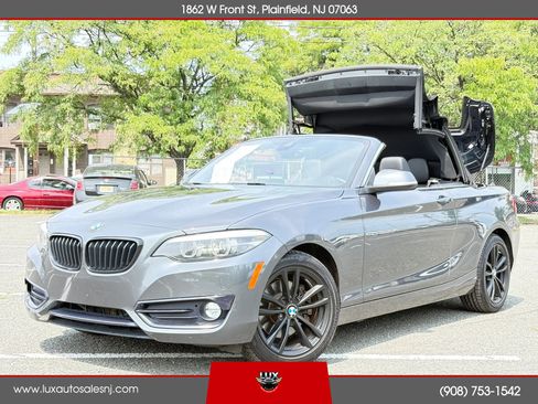 Used 2020 BMW 230i xDrive Convertible AWD/4WD image 3