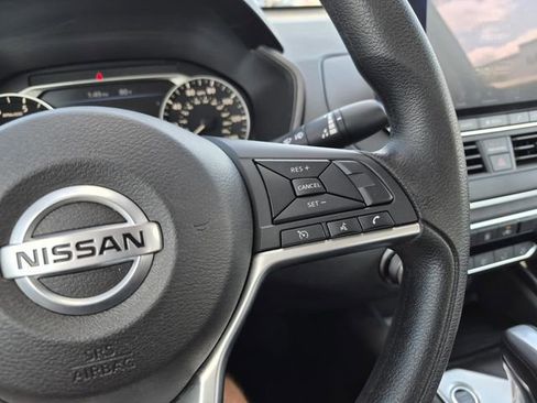 Used 2022 Nissan Altima 2.5 SV image 30