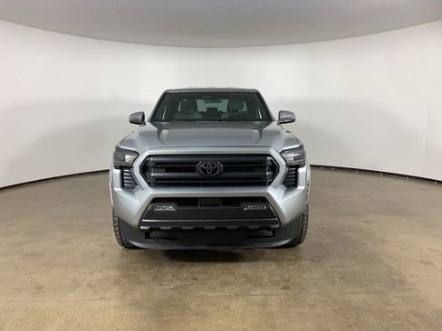 Used 2024 Toyota Tacoma SR5 image 3