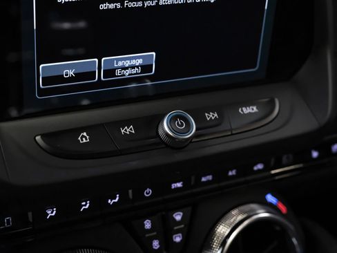 Used 2018 Chevrolet Camaro ZL1 image 19