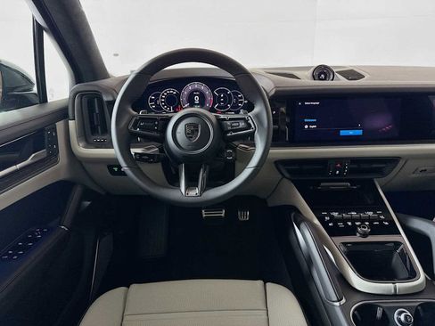 New 2025 Porsche Cayenne Turbo image 18