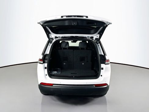 New 2026 Jeep Grand Cherokee L 4WD image 16