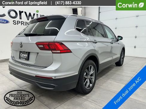 Used 2022 Volkswagen Tiguan SE FWD image 5
