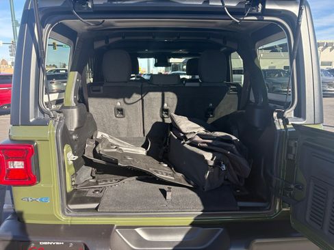 Used 2024 Jeep Wrangler Willys image 16