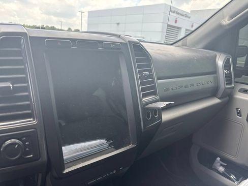 Used 2019 Ford F250 XLT AWD/4WD image 7