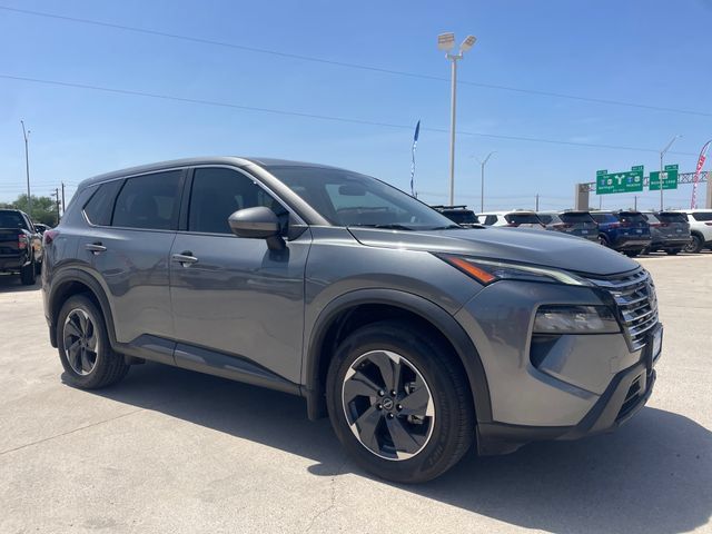 Used 2024 Nissan Rogue SV FWD image 7