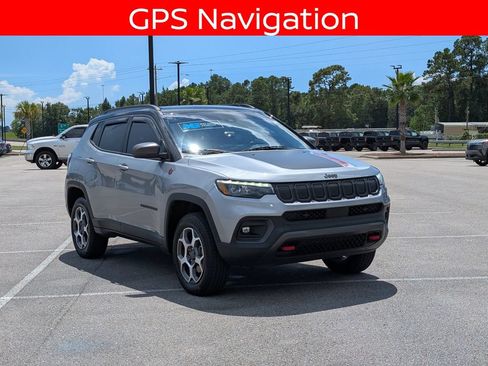 Used 2022 Jeep Compass Trailhawk w/ Trailhawk Elite Group AWD/4WD image 9