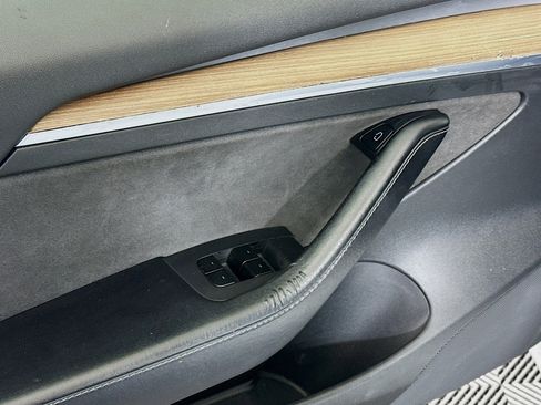 Used 2022 Tesla Model 3 RWD image 15