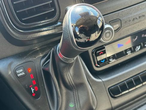 Used 2023 RAM ProMaster 2500 w/ Convenience Group image 17