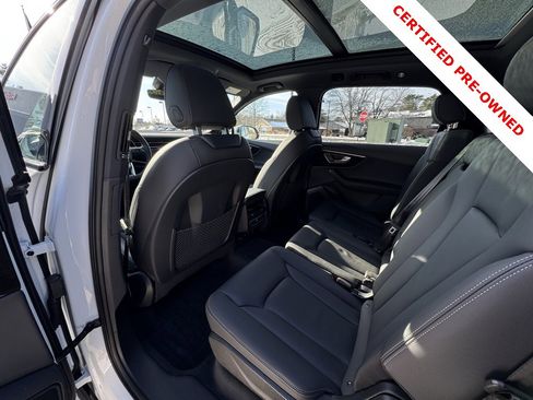 Used 2025 Audi Q7 2.0T Premium w/ Convenience Plus Package image 28