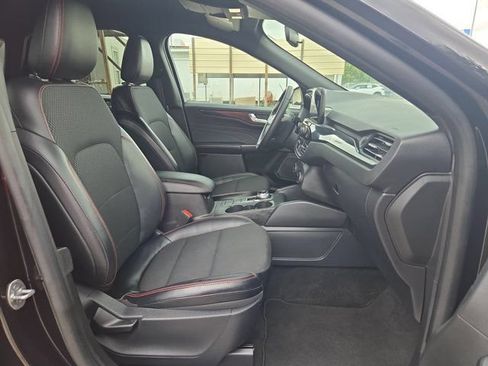 Used 2025 Ford Escape ST-Line AWD/4WD image 29