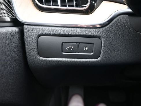 New 2026 Volvo XC60 T8 Plus w/ Protection Package Premier image 29