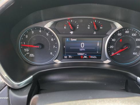 Used 2019 Chevrolet Equinox LT w/ Driver Convenience Package FWD image 19