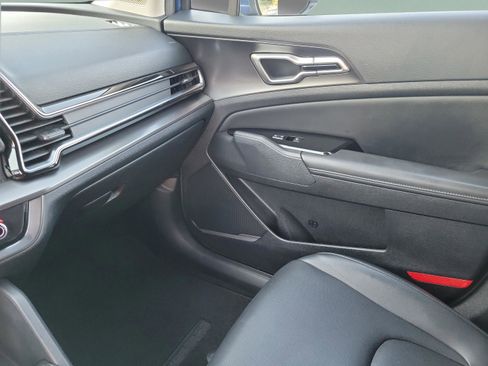 Certified 2023 Kia Sportage EX FWD image 21