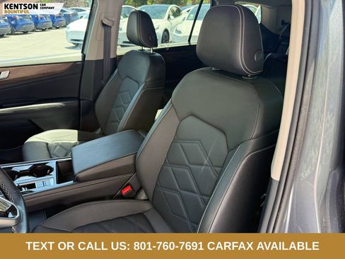 Used 2025 Volkswagen Atlas SE AWD/4WD image 27