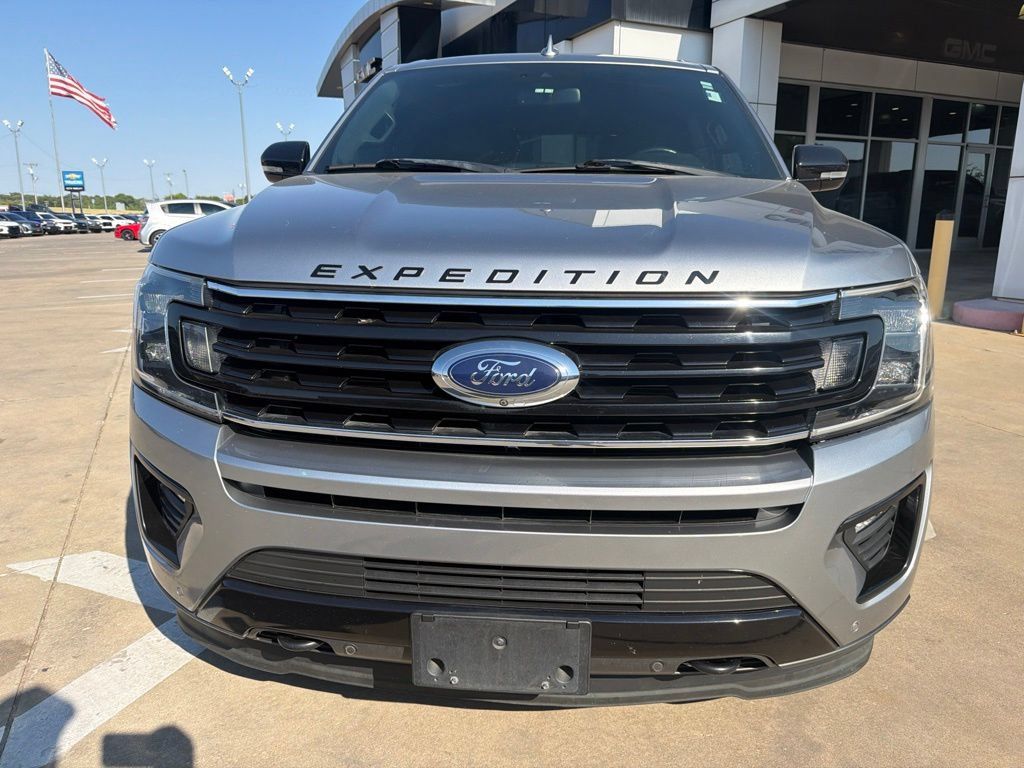 Used 2020 Ford Expedition Limited w/ Equipment Group 303A AWD/4WD image 8