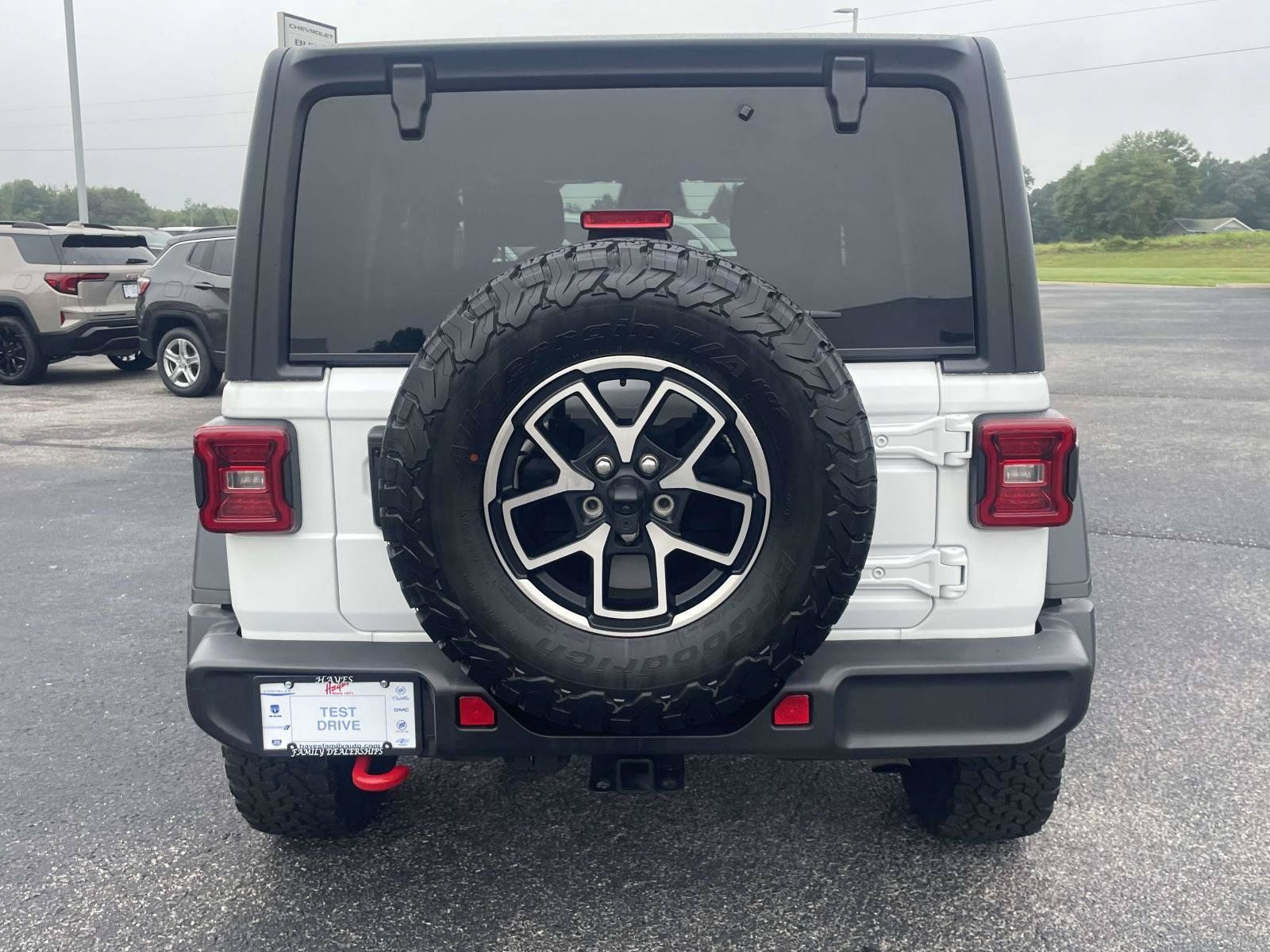 Used 2026 Jeep Wrangler Unlimited Rubicon AWD/4WD image 4
