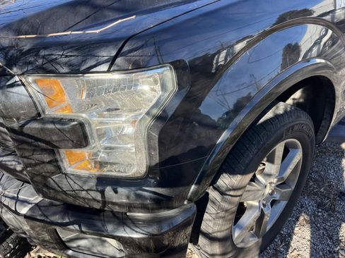 Used 2015 Ford F150 Lariat image 7