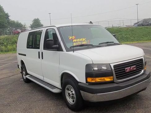 Used 2019 GMC Savana 2500 w/ Driver Convenience Package RWD image 17