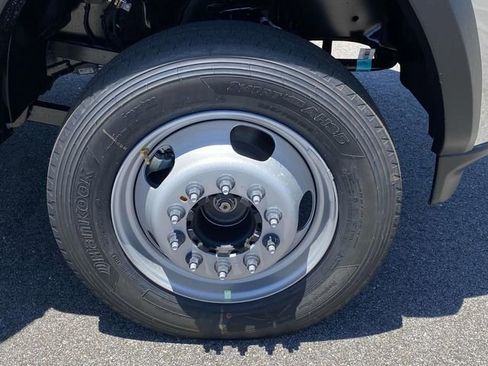 New 2024 RAM 5500 Tradesman image 9