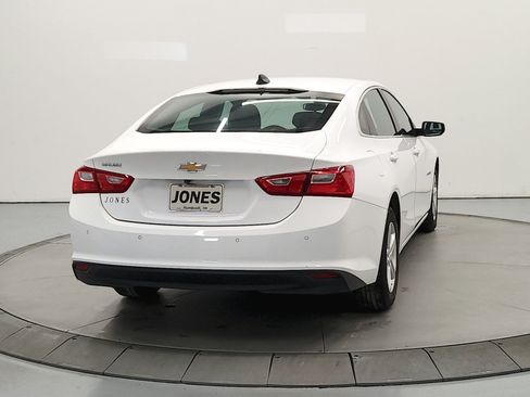 Used 2024 Chevrolet Malibu LS w/ Driver Confidence Package FWD image 7