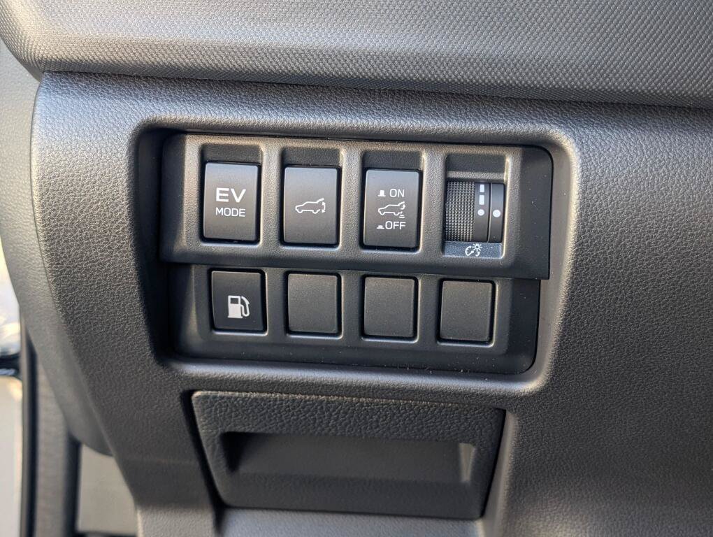 New 2026 Subaru Forester Touring AWD/4WD image 36