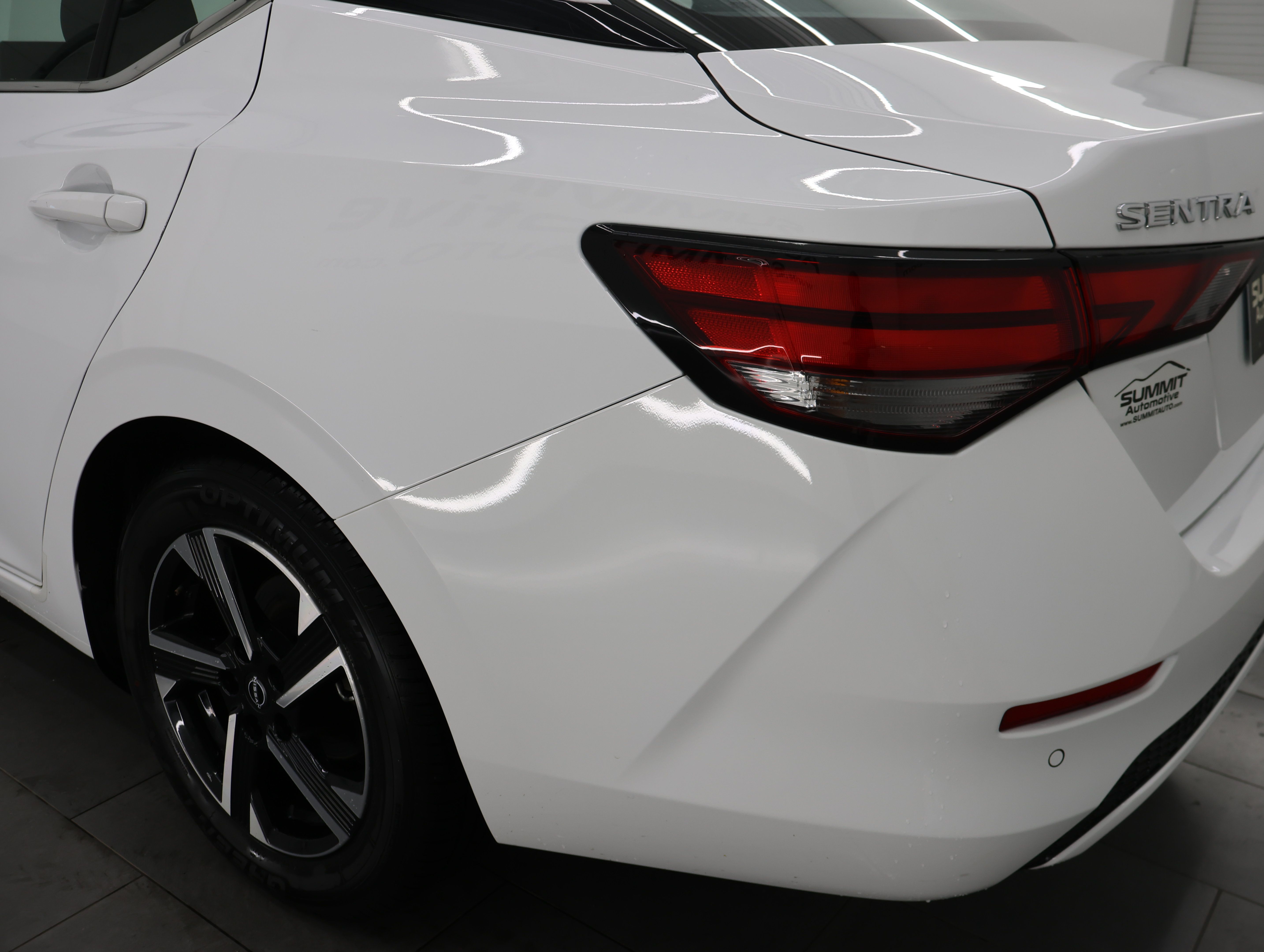 Used 2024 Nissan Sentra SV FWD image 30