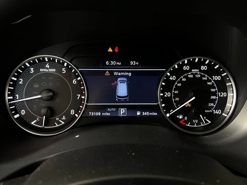 Used 2024 Nissan Armada SV AWD/4WD image 10