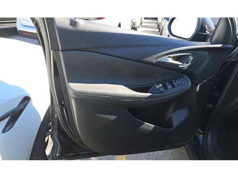 Used 2024 Buick Encore GX Preferred AWD/4WD image 6