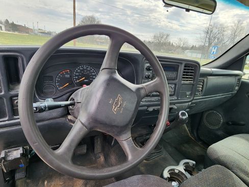 Used 2002 Chevrolet Silverado 3500 LS image 10