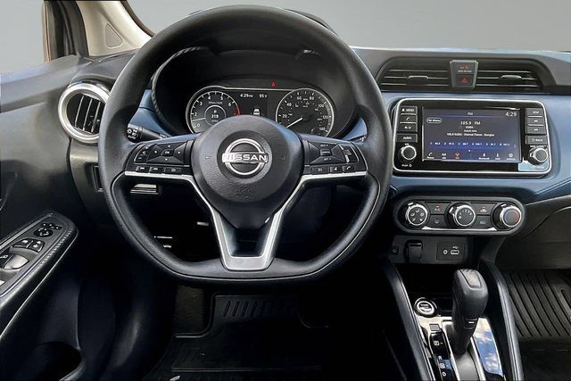 Used 2025 Nissan Versa SV w/ Trunk Package FWD image 8