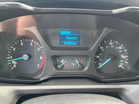 Used 2017 Ford Transit 350 XLT image 28