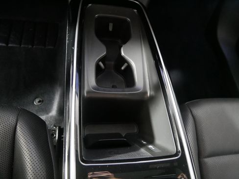 Used 2024 Volkswagen ID.4 Pro S image 30