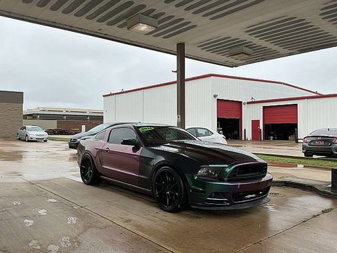 Used 2014 Ford Mustang GT Premium w/ GT Track Package RWD image 3