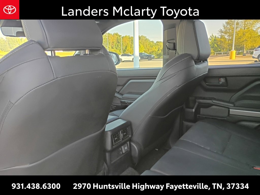 Used 2025 Toyota 4Runner TRD Off-Road Premium AWD/4WD image 7