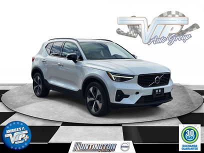 Certified 2024 Volvo XC40 B5 Plus w/ Climate Package