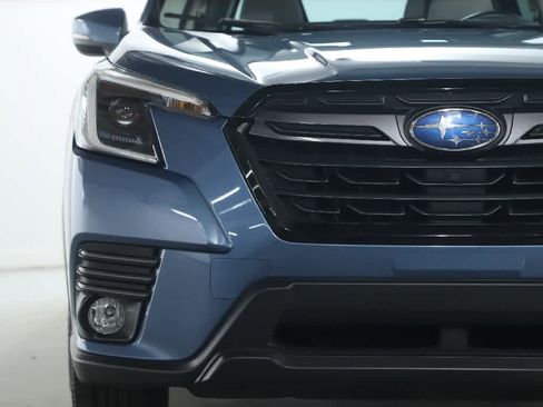 Used 2023 Subaru Forester Limited image 7