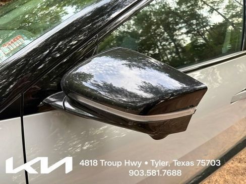 Used 2025 Kia EV6 Wind RWD image 5