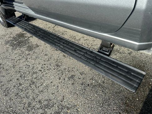 Used 2024 Chevrolet Silverado 2500 LTZ w/ LTZ Convenience Package image 23