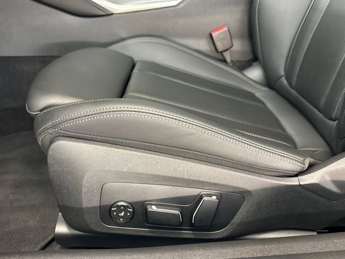 Used 2026 BMW 430i Coupe w/ M Sport Package RWD image 14