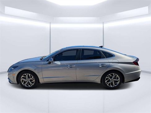 Used 2023 Hyundai Sonata SEL w/ Convenience Package image 6