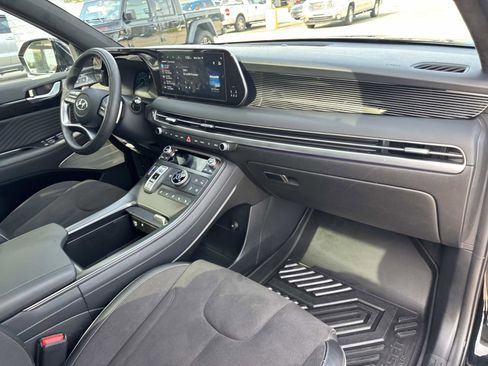Used 2025 Hyundai Palisade Calligraphy image 12