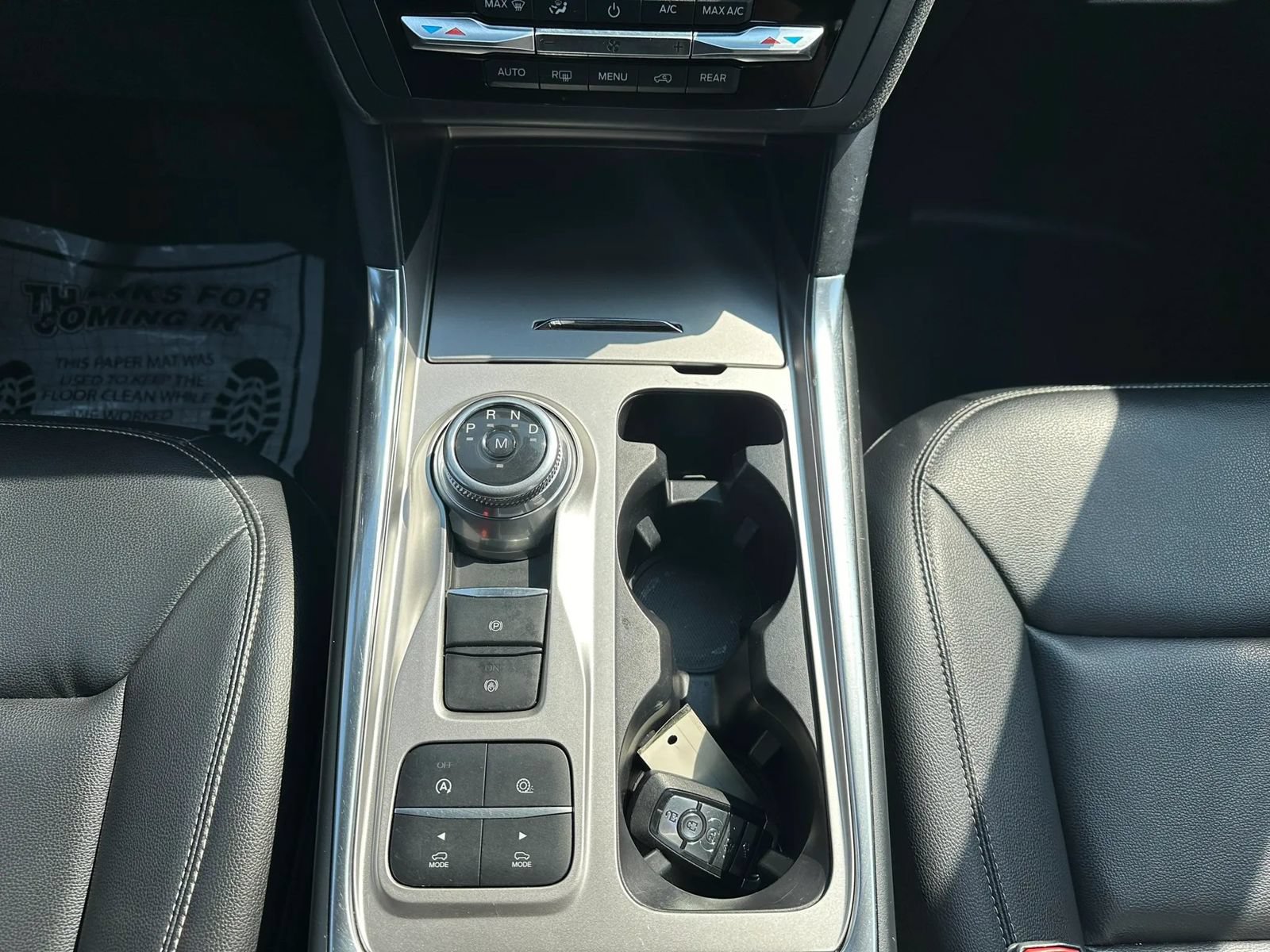 Used 2020 Ford Explorer XLT w/ Equipment Group 202A RWD image 36