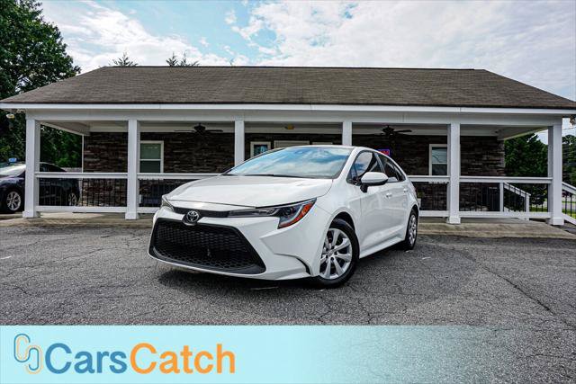 Used 2021 Toyota Corolla LE FWD image 1
