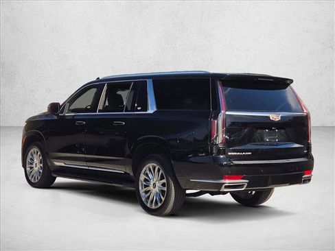 Used 2022 Cadillac Escalade ESV Premium Luxury image 7