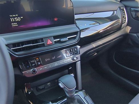 New 2026 Kia Seltos S image 18